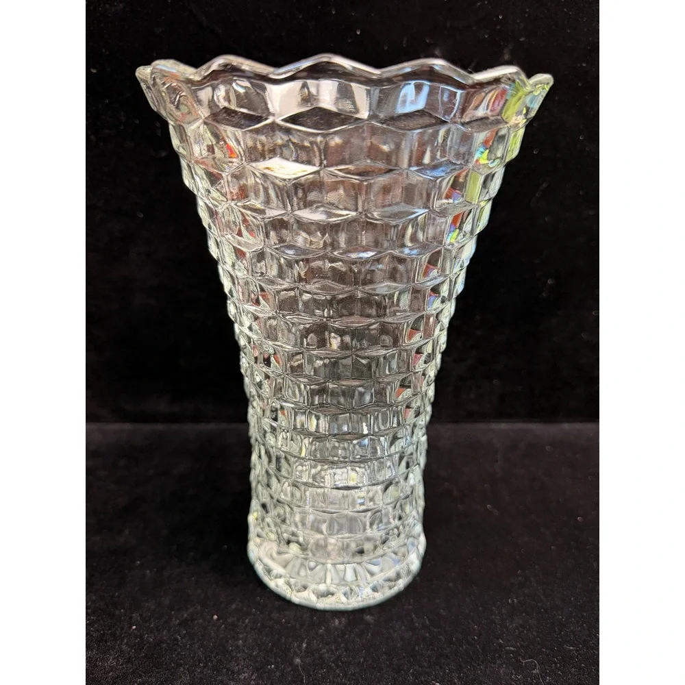 Vintage Clear Pressed Glass‎ Trumpet Vase Honeycomb Pattern Scalloped Rim 8 Inch